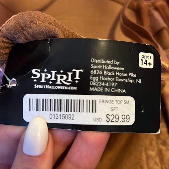 Spirit Halloween Native Top - Picture 3 of 3